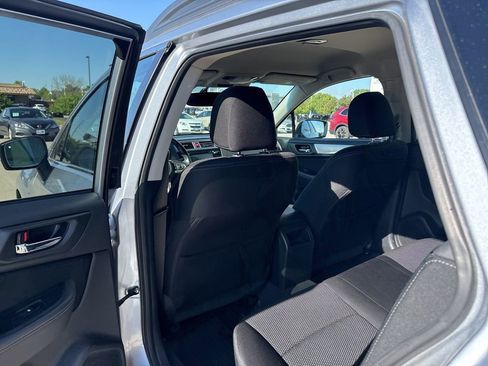 Used 2015 Subaru Outback 2.5i Premium AWD/4WD image 34