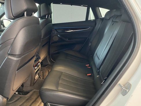 Used 2019 BMW X6 xDrive50i w/ M Sport Package image 20