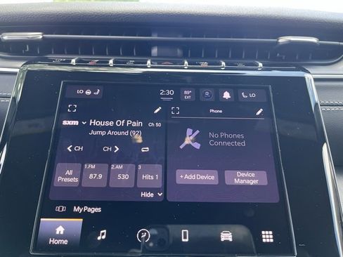 New 2025 Jeep Grand Cherokee Altitude image 17