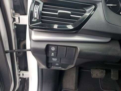 Used 2024 Acura RDX SH-AWD image 19