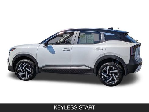 Used 2026 Nissan Kicks SV FWD image 5