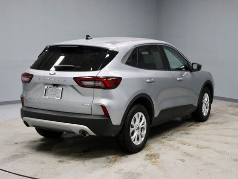 Certified 2024 Ford Escape Active w/ Tech Pack #1 image 9