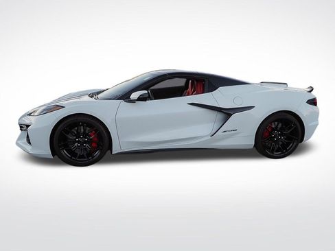 Certified 2023 Chevrolet Corvette Z06 image 4