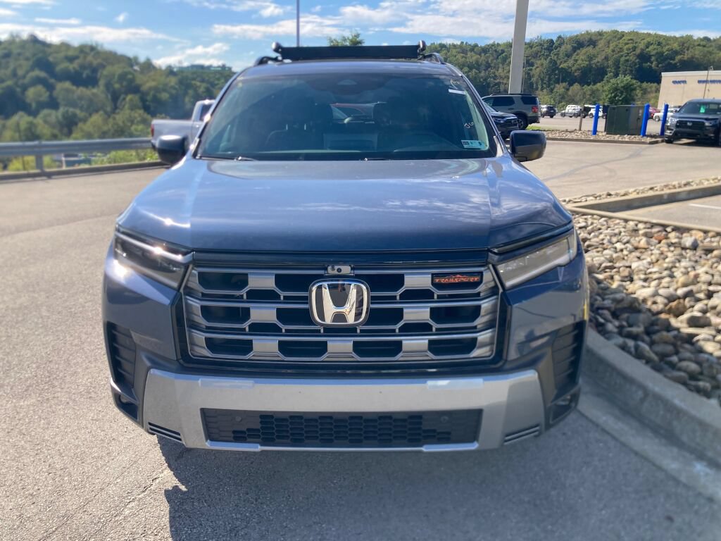 New 2026 Honda Pilot TrailSport image 2