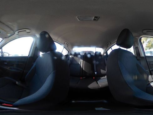 Used 2025 Nissan Versa SV FWD image 47