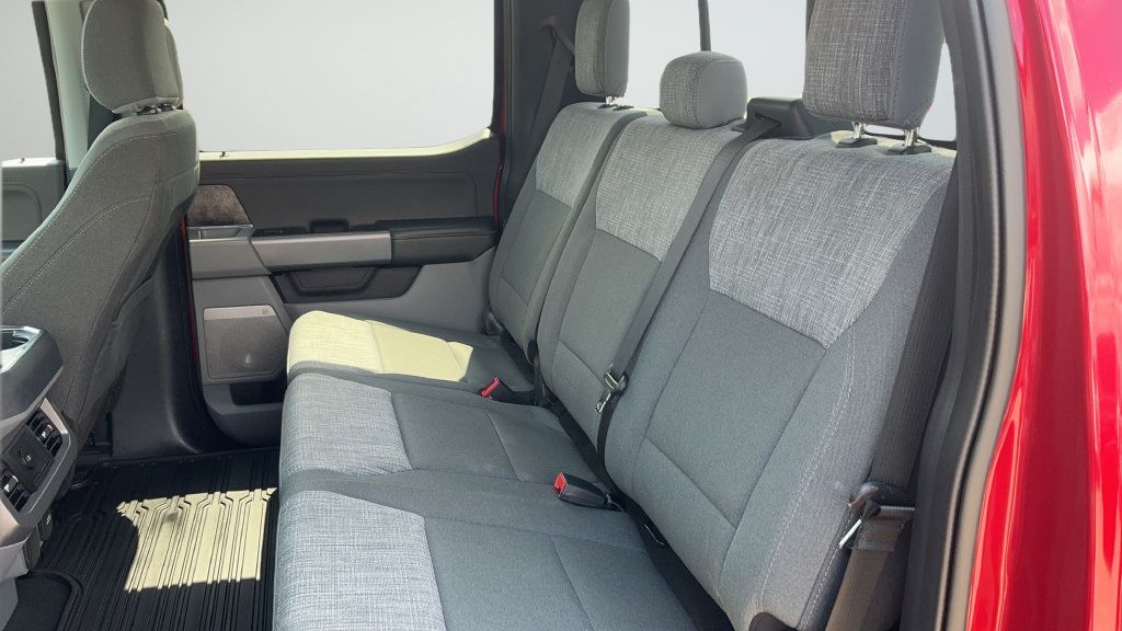 Used 2023 Ford F350 XLT w/ XLT Premium Package AWD/4WD image 20