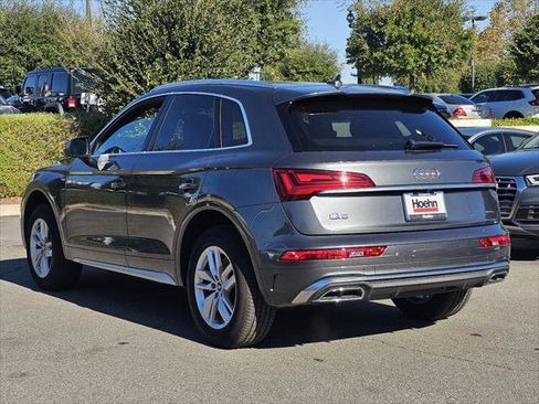 Used 2023 Audi Q5 2.0T Premium w/ Convenience Package image 9