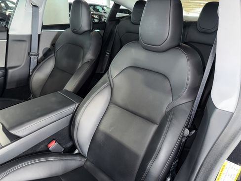 Used 2024 Tesla Model 3 Standard Range RWD image 32
