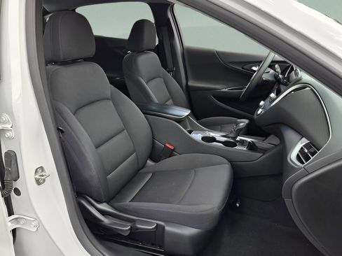 Used 2024 Chevrolet Malibu LT FWD image 19