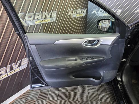 Used 2015 Nissan Sentra S image 18