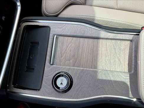 New 2025 Volvo EX90 Ultra image 10