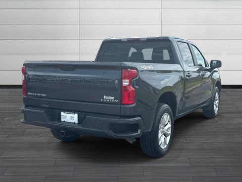 Used 2022 Chevrolet Silverado 1500 Custom AWD/4WD image 4
