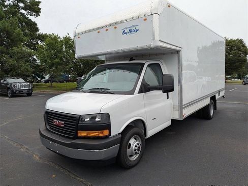 New 2025 GMC Savana 3500 Extended w/ Power Convenience Package RWD image 4