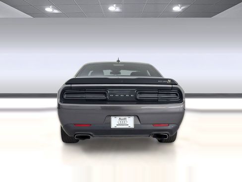 Used 2021 Dodge Challenger R/T Scat Pack RWD image 10