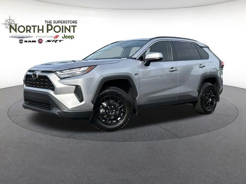 Used 2025 Toyota RAV4 XLE w/ Convenience Package FWD image 1