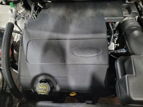 Used 2019 Ford Explorer XLT w/ Equipment Group 201A image 30