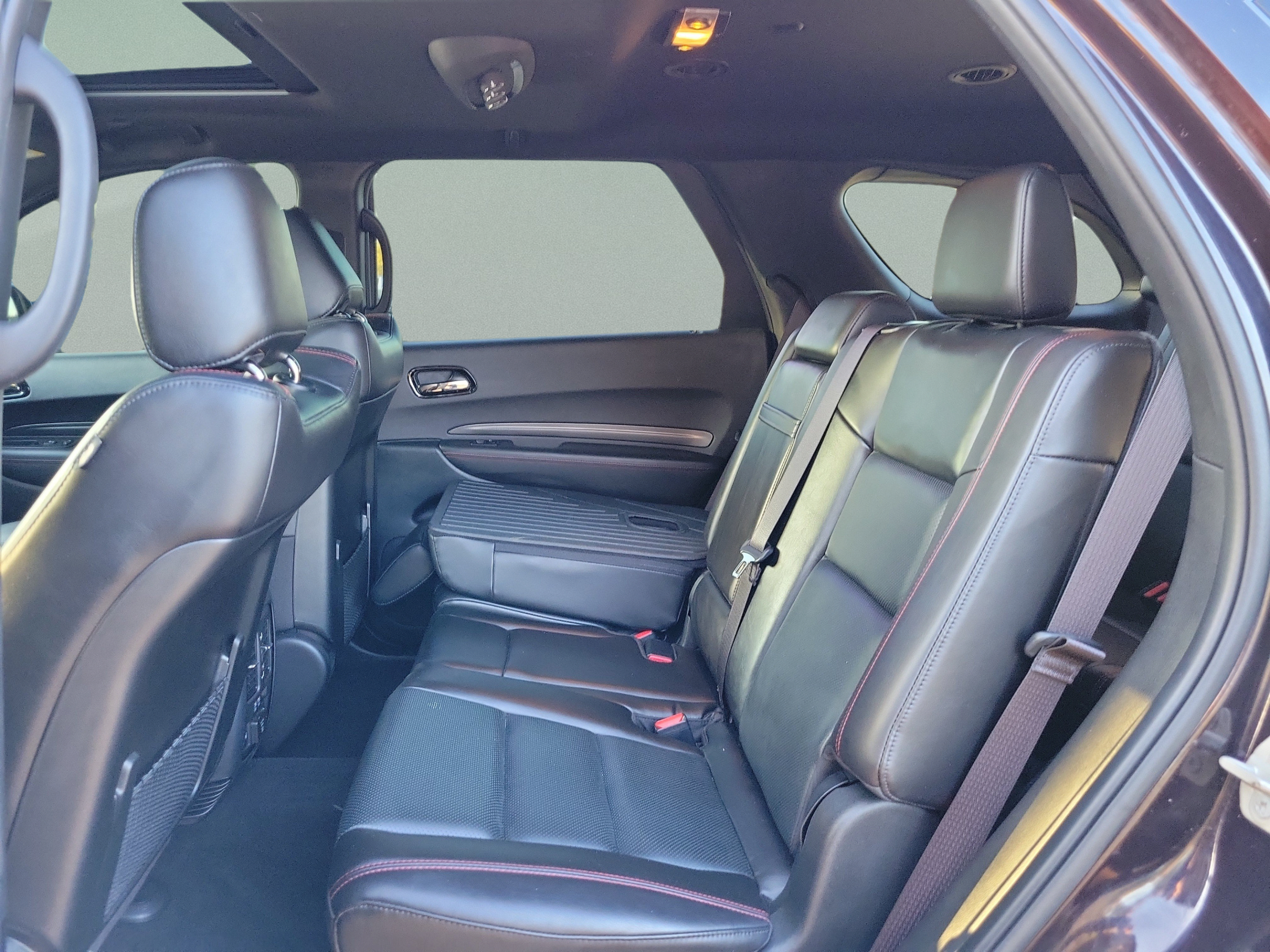 Used 2024 Dodge Durango R/T w/ Tow 'N Go Package AWD/4WD image 9