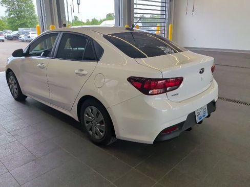 Used 2020 Kia Rio LX FWD image 3