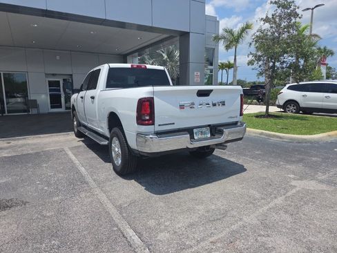 Used 2026 RAM 2500 Big Horn AWD/4WD image 6