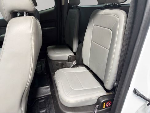 Used 2016 Chevrolet Colorado W/T w/ WT Convenience Package image 15