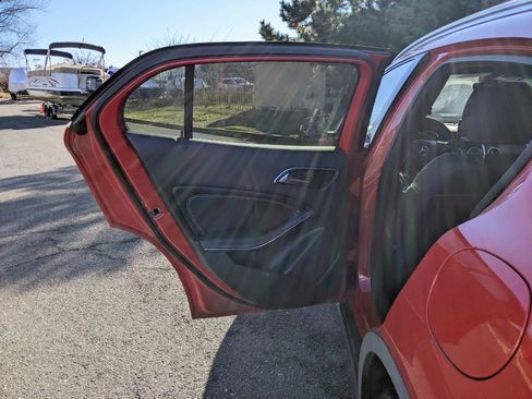 Used 2018 Mercedes-Benz GLA 250 4MATIC image 12