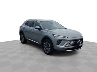 Used 2025 Buick Envision Preferred video 2