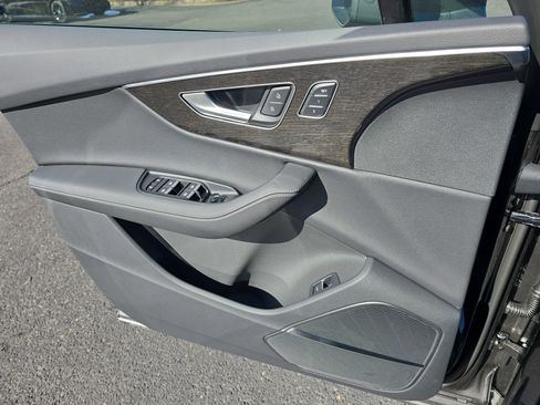 Used 2026 Audi Q7 3.0T Premium Plus image 27