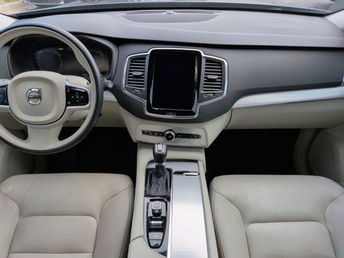 Used 2017 Volvo XC90 T6 Momentum w/ Vision Package AWD/4WD image 34