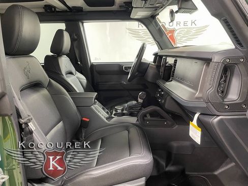 New 2025 Ford Bronco Badlands image 23