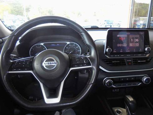 Used 2019 Nissan Altima 2.5 SR image 6