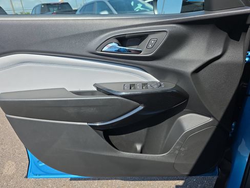 New 2026 Chevrolet Trax LT w/ Driver Confidence Package FWD image 17