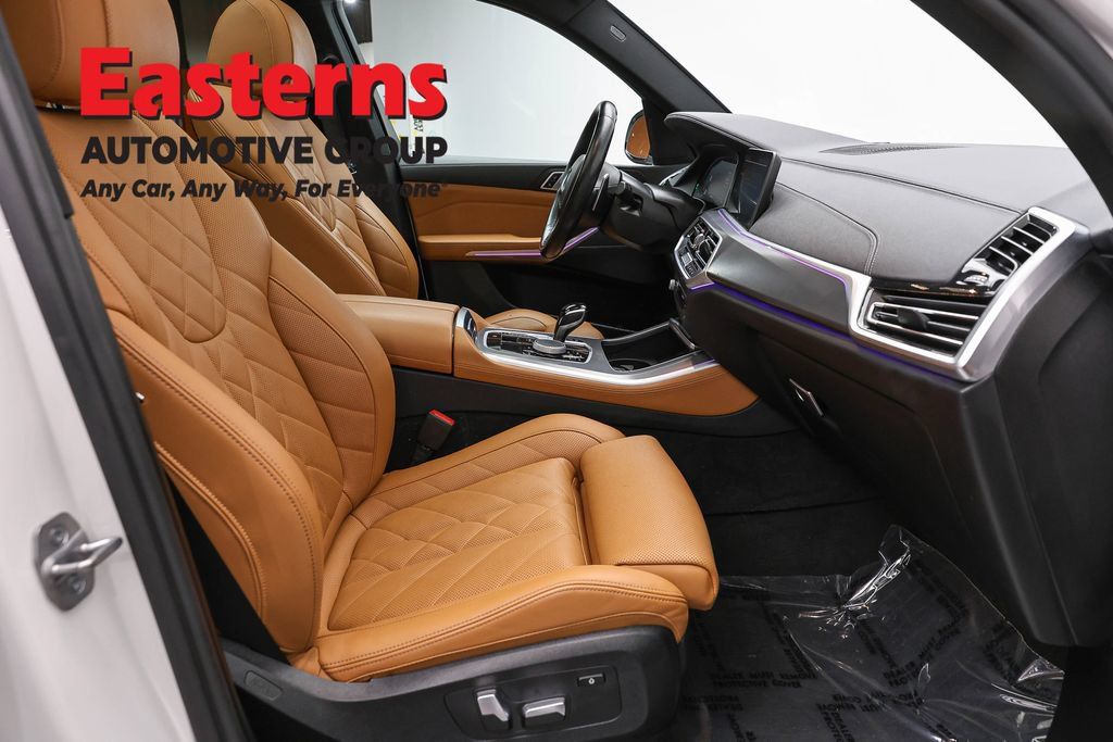 Used 2023 BMW X5 xDrive40i w/ M Sport Package AWD/4WD image 28
