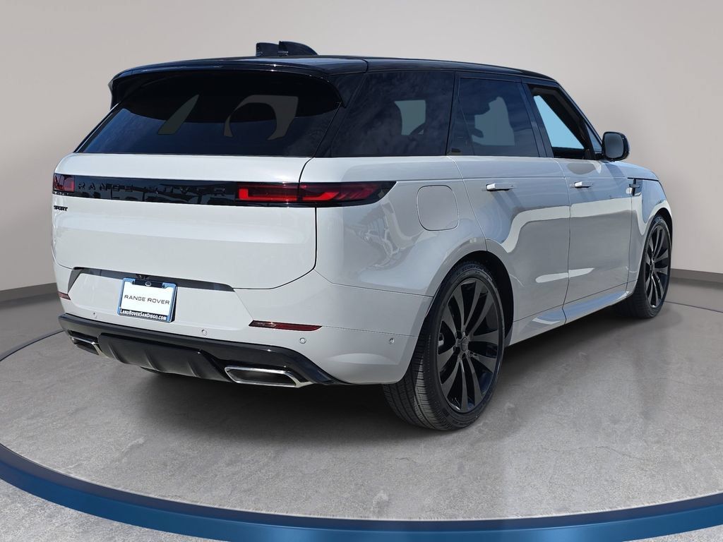 New 2027 Land Rover Range Rover Sport Dynamic SE AWD/4WD image 5