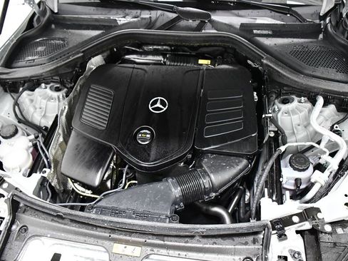 New 2026 Mercedes-Benz GLC 300 4MATIC image 5