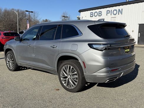 New 2026 Buick Enclave Avenir w/ Super Cruise Package image 3
