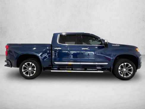 Used 2023 Chevrolet Silverado 1500 High Country w/ Technology Package RWD image 5