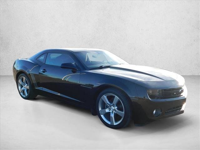 Used 2012 Chevrolet Camaro LS RWD image 3