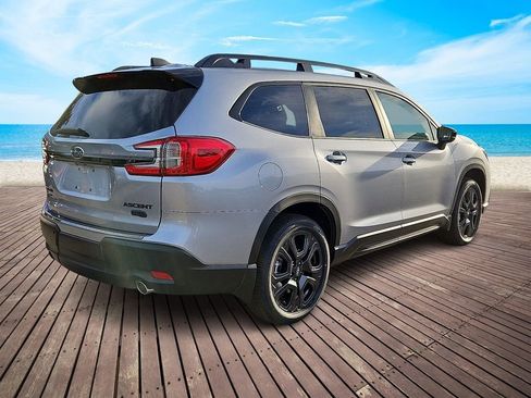 Used 2025 Subaru Ascent Bronze Edition w/ Onyx Package AWD/4WD image 4