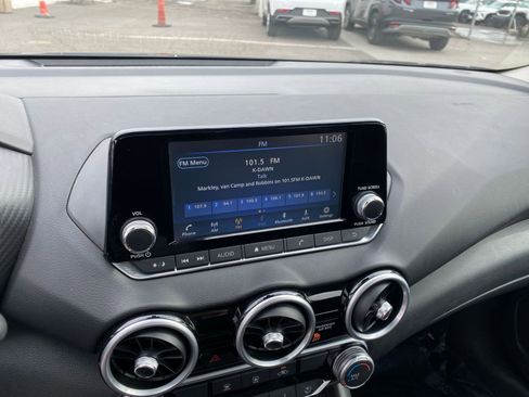 Used 2025 Nissan Sentra S image 20