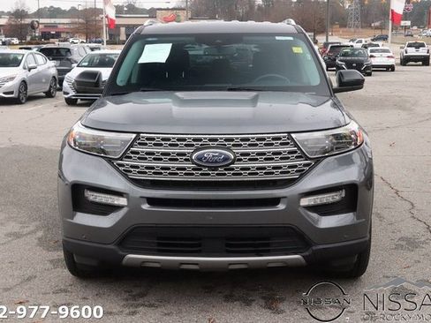 Used 2023 Ford Explorer Limited image 2