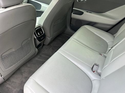 Used 2024 Hyundai Ioniq 6 SEL image 12