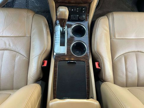 Used 2015 Buick Enclave Leather image 16
