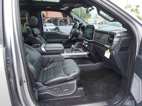 Certified 2022 Ford F150 Platinum w/ Equipment Group 701A High AWD/4WD image 3