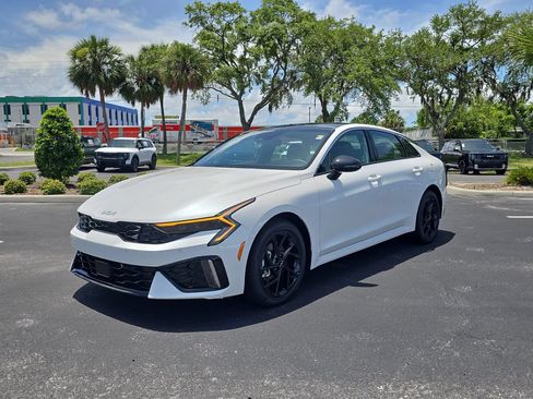 New 2026 Kia K5 GT-Line FWD image 4