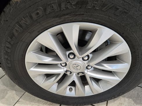 Used 2023 Lexus GX 460 Premium w/ Premium Plus Package image 9