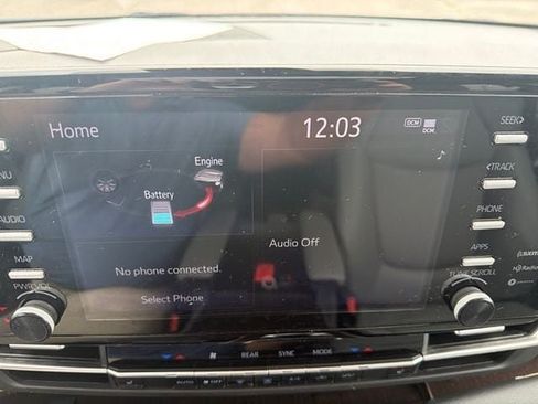 Certified 2023 Toyota Sienna XLE FWD image 22