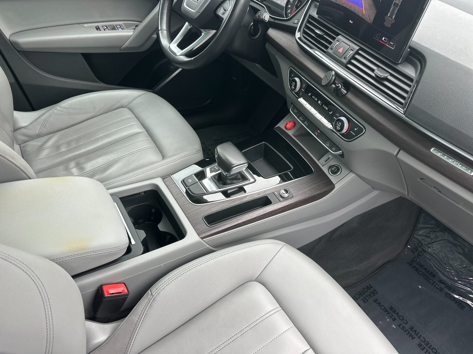 Used 2022 Audi Q5 2.0T Premium w/ Convenience Package AWD/4WD image 15