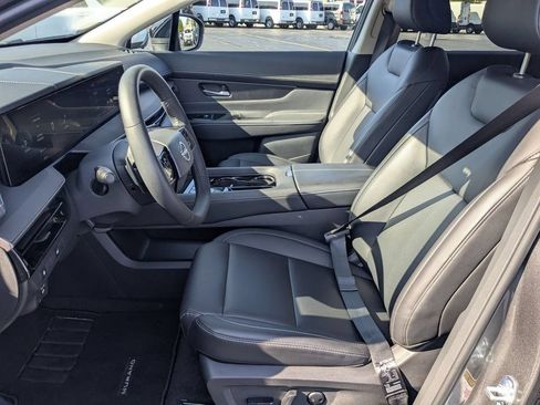 Used 2025 Nissan Murano SV w/ Cargo Package AWD/4WD image 11