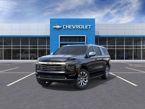 New 2025 Chevrolet Suburban Premier w/ Sun And Tow Package image 9
