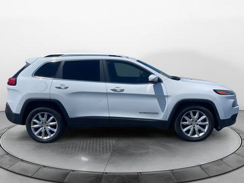 Used 2016 Jeep Cherokee Limited FWD image 6